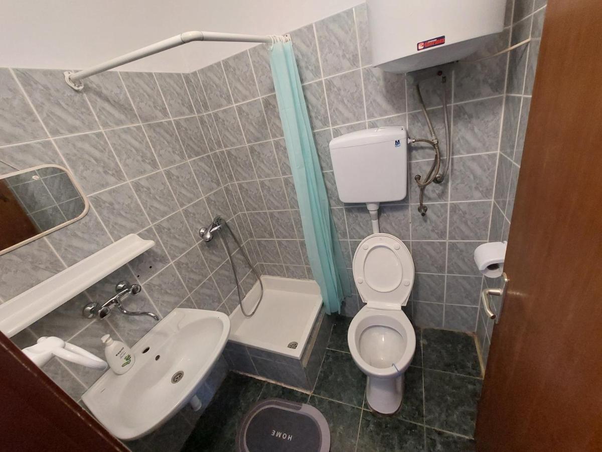 Studio Apartment Iva - 50 M From The Sea-Balcony Pag Town Zewnętrze zdjęcie
