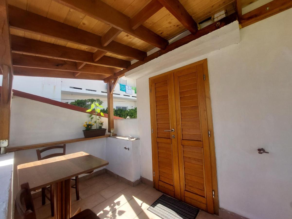 Studio Apartment Iva - 50 M From The Sea-Balcony Pag Town Zewnętrze zdjęcie